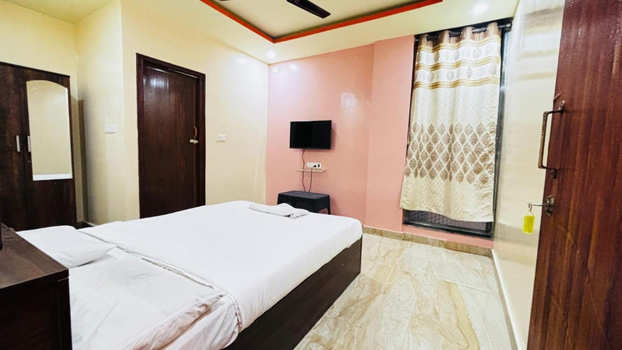 Hotel New Royal Ruby - Electronic City Phase 1 Kammasandra Esterno foto