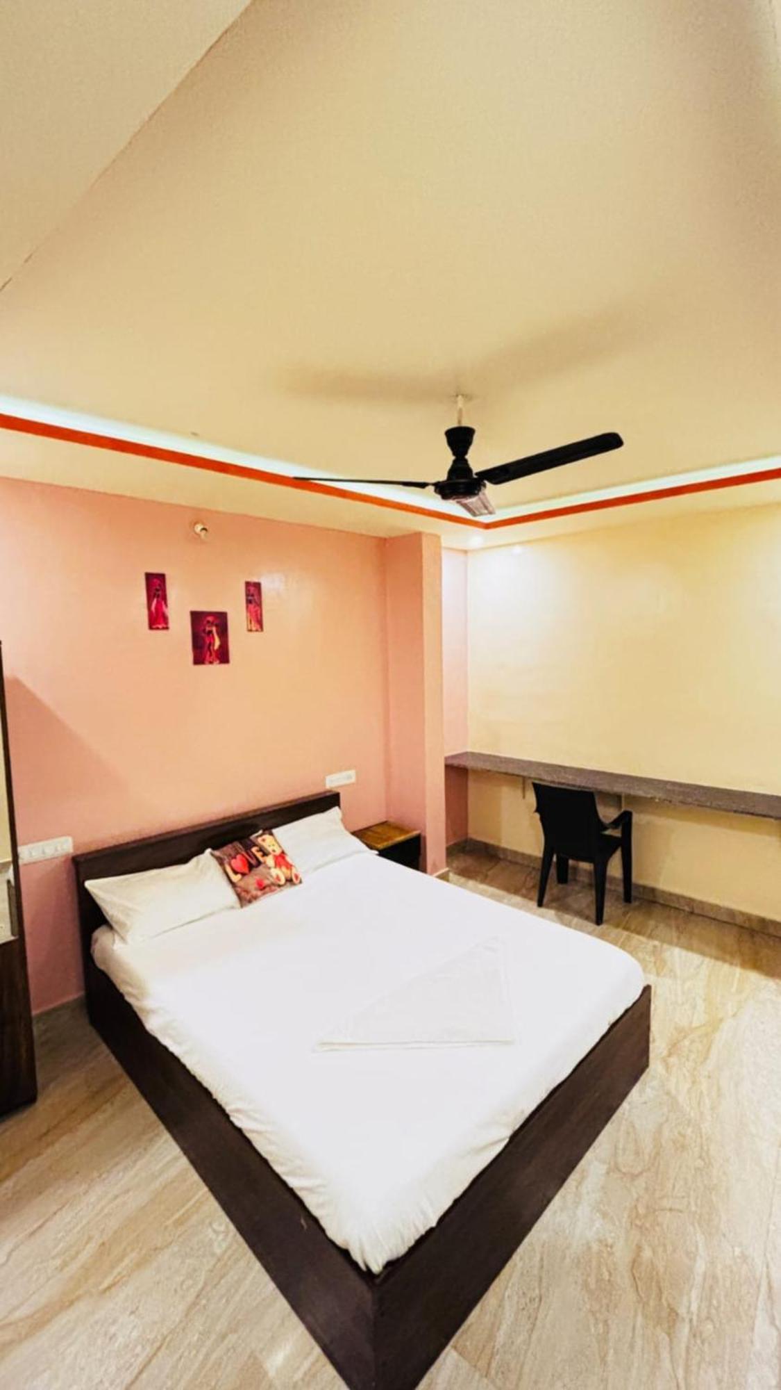 Hotel New Royal Ruby - Electronic City Phase 1 Kammasandra Esterno foto