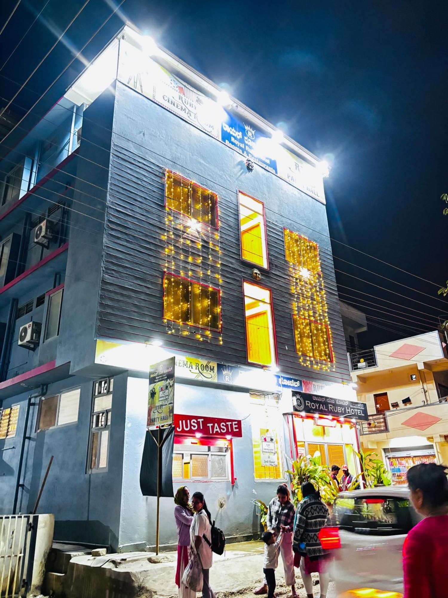 Hotel New Royal Ruby - Electronic City Phase 1 Kammasandra Esterno foto