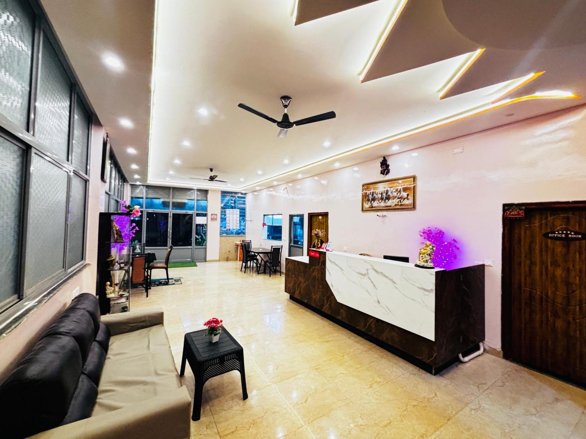 Hotel New Royal Ruby - Electronic City Phase 1 Kammasandra Esterno foto