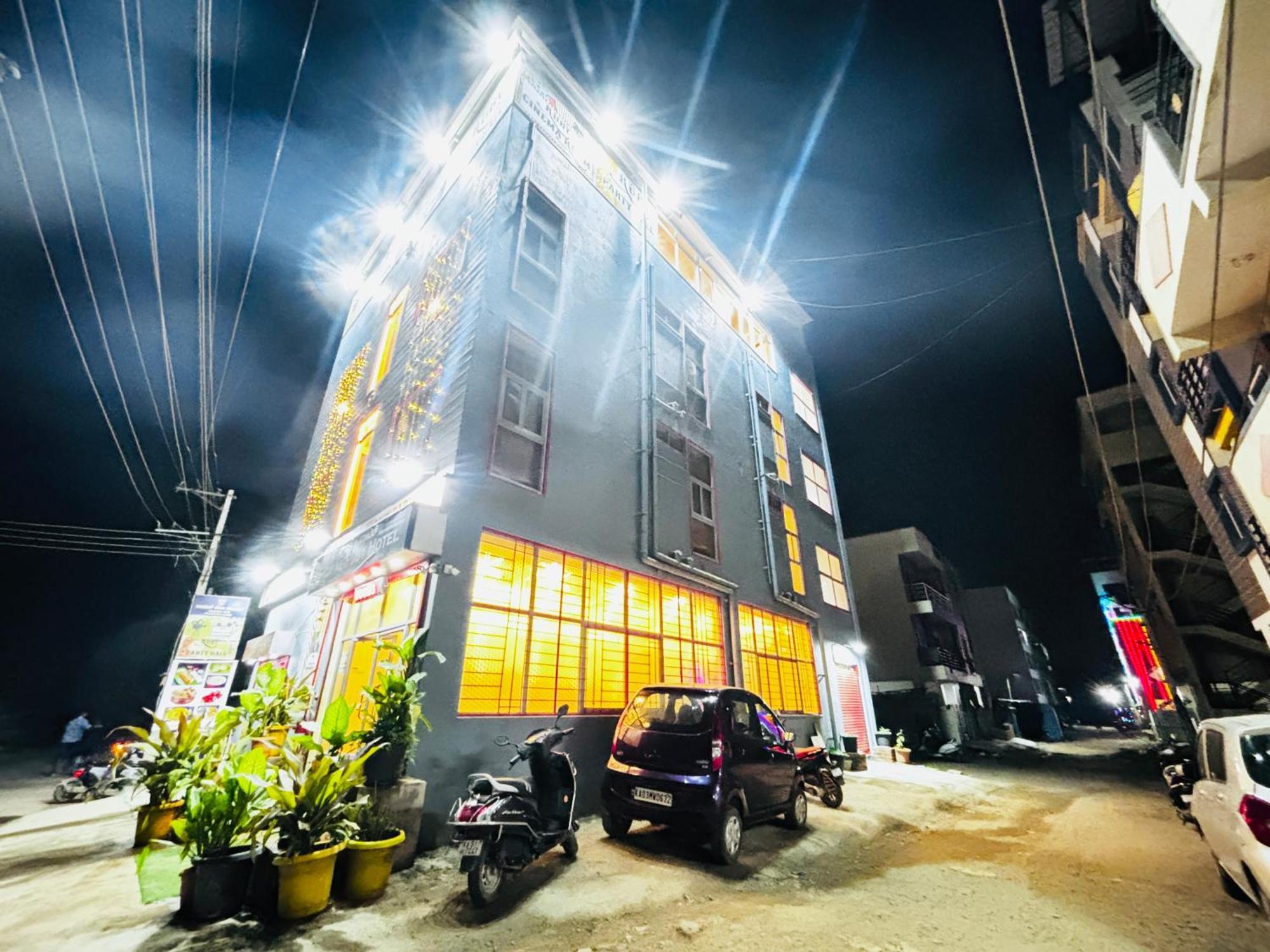 Hotel New Royal Ruby - Electronic City Phase 1 Kammasandra Esterno foto