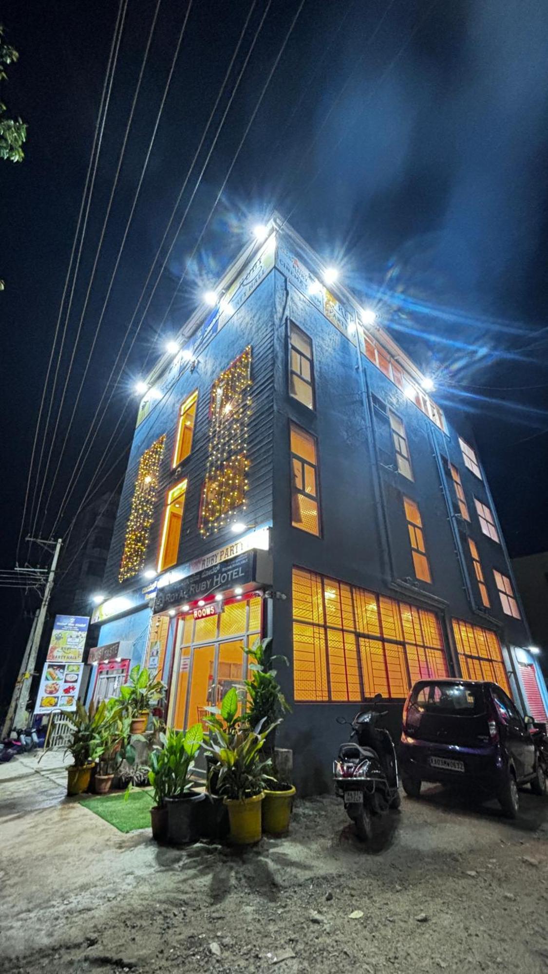 Hotel New Royal Ruby - Electronic City Phase 1 Kammasandra Esterno foto